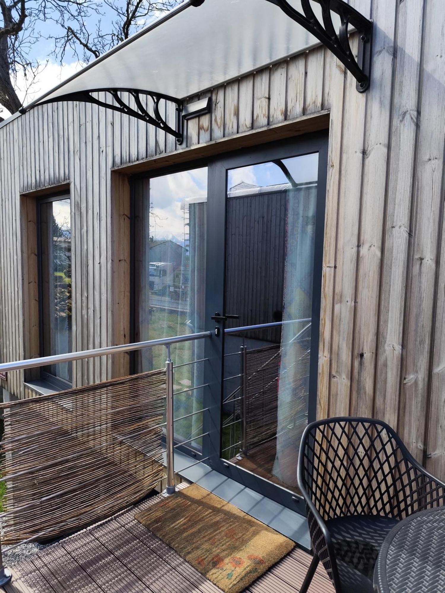 Little Tiny Village Haus 3 Apartment *
