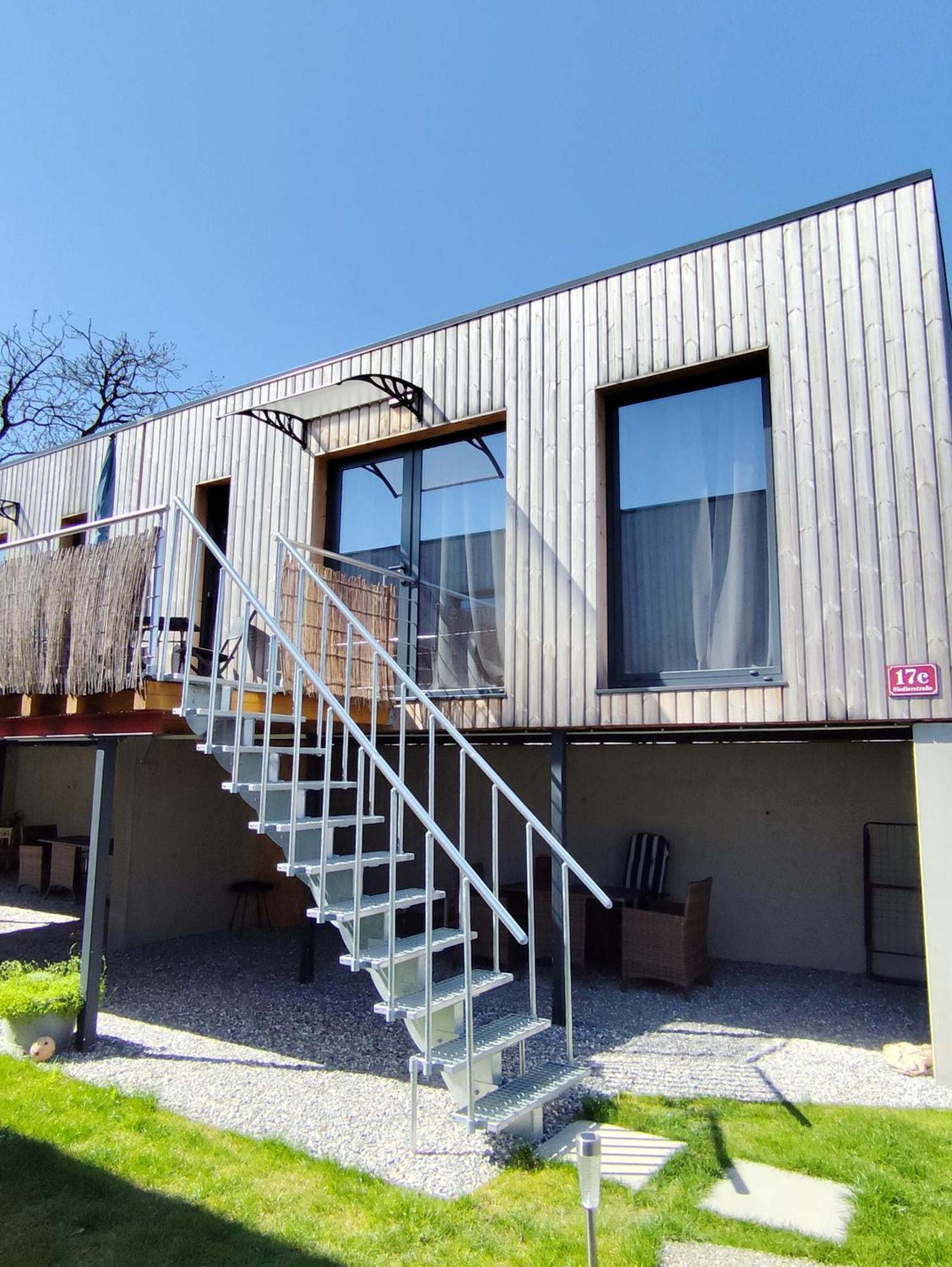 Apartment Little Tiny Village Haus 3 *